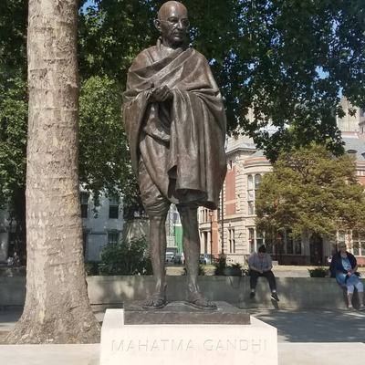 1: London, England